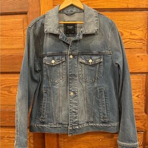 Abercrombie & Fitch men’s denim jacket